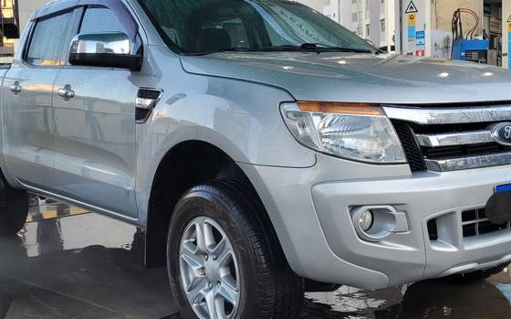 FORD RANGER 3.2 XLT 4X4 CD 20V DIESEL 4P MANUAL FORD RANGER 3.2 XLT 4X4 CD 20V DIESEL 4P MANUAL